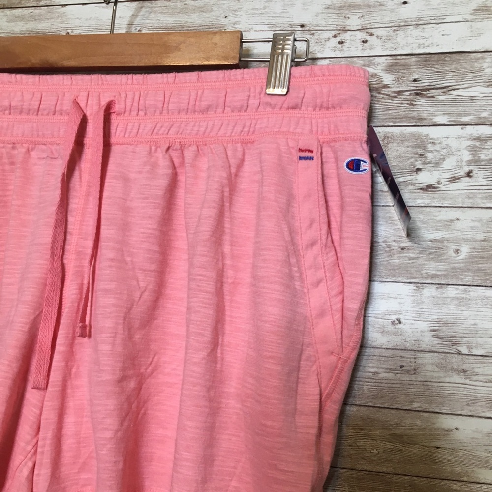 Champions Pocket Shorts - Picture 2 of 6